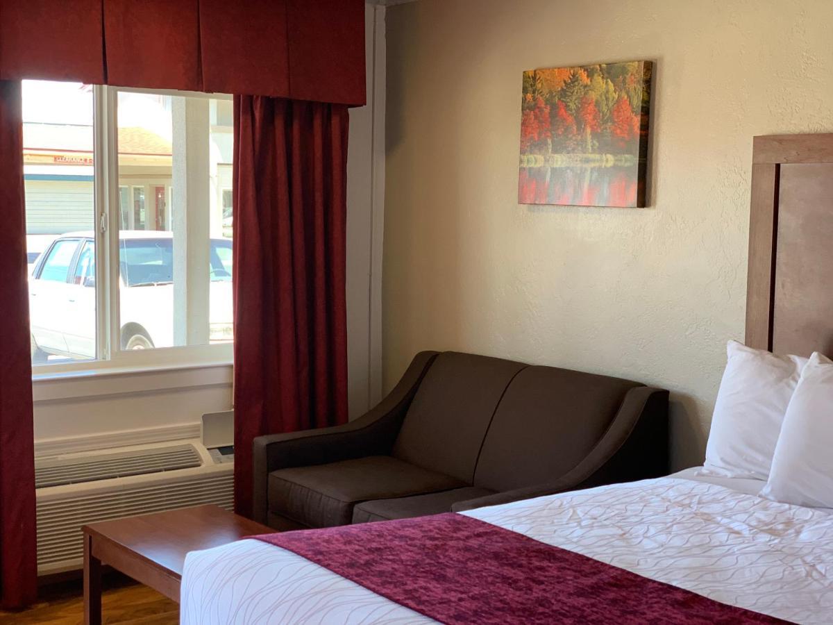 Red Carpet Inn Медфорд Екстер'єр фото