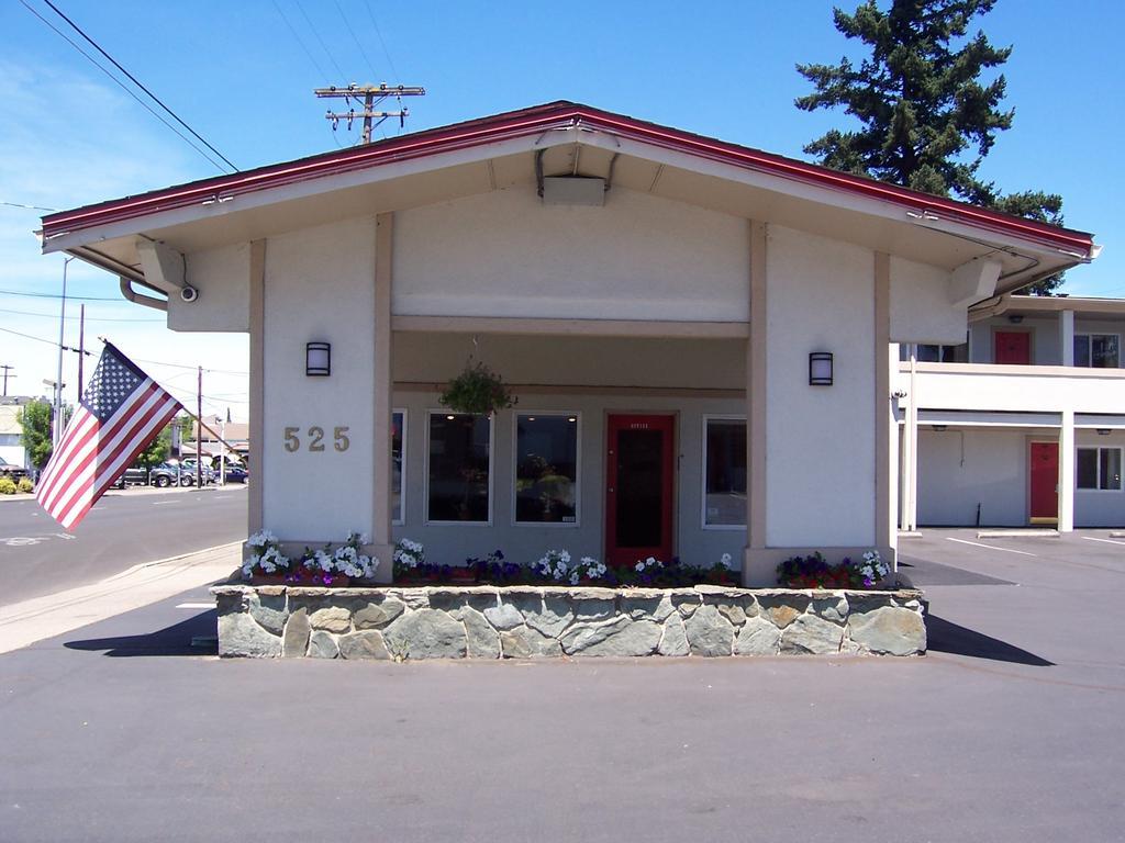 Red Carpet Inn Медфорд Екстер'єр фото